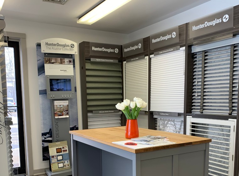 Hunter Douglas Dealer Image